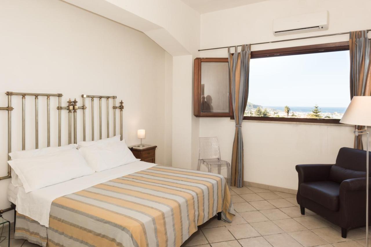 Casale Belvedere Vista Mare 瓦尔德利切 外观 照片