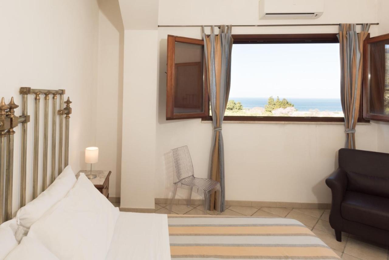 Casale Belvedere Vista Mare 瓦尔德利切 外观 照片